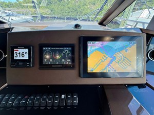 Galeon 425 HTS 35 2024 Galeon 425 HTS 36
