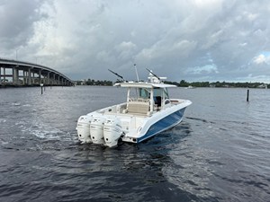 Boston Whaler 380 OUTRAGE 2 2018 Boston Whaler 380 OUTRAGE 3
