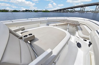 Boston Whaler 380 OUTRAGE 35 2018 Boston Whaler 380 OUTRAGE 36