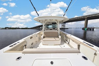 Boston Whaler 380 OUTRAGE 52 2018 Boston Whaler 380 OUTRAGE 53