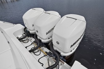 Boston Whaler 380 OUTRAGE 53 2018 Boston Whaler 380 OUTRAGE 54