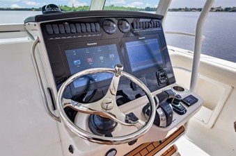 Boston Whaler 380 OUTRAGE 64 2018 Boston Whaler 380 OUTRAGE 65