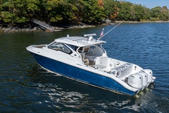Pursuit DC 365 DUAL CONSOLE 6 2019 Pursuit DC 365 DUAL CONSOLE 7