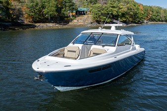 Pursuit DC 365 DUAL CONSOLE 7 2019 Pursuit DC 365 DUAL CONSOLE 8