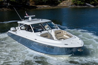 Pursuit DC 365 DUAL CONSOLE 12 2019 Pursuit DC 365 DUAL CONSOLE 13