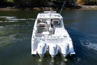 Pursuit DC 365 DUAL CONSOLE 15 2019 Pursuit DC 365 DUAL CONSOLE 16