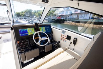 Pursuit DC 365 DUAL CONSOLE 18 2019 Pursuit DC 365 DUAL CONSOLE 19