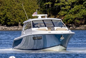 Pursuit DC 365 DUAL CONSOLE 32 2019 Pursuit DC 365 DUAL CONSOLE 33