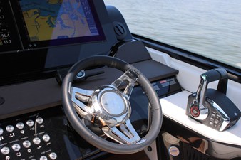 Sea Ray Sundancer 370 Outboard 65 2026 Sea Ray Sundancer 370 Outboard 66