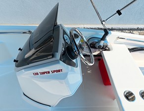 2027 Boston Whaler 130 Super Sport 10