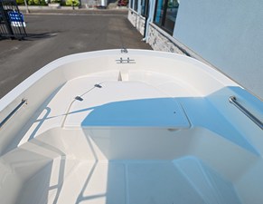 2027 Boston Whaler 130 Super Sport 13