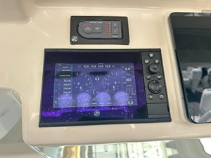 Boston Whaler 380 OUTRAGE 23 2021 Boston Whaler 380 OUTRAGE 24
