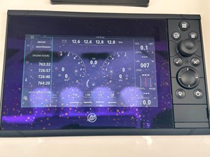 Boston Whaler 380 OUTRAGE 24 2021 Boston Whaler 380 OUTRAGE 25