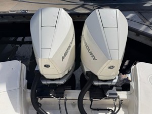 Boston Whaler 320 VANTAGE 30 2021 Boston Whaler 320 VANTAGE 31