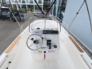 2027 Boston Whaler 170 Montauk 14