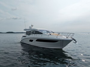Sea Ray 410 SUNDANCER 5 2017 Sea Ray 410 SUNDANCER 6