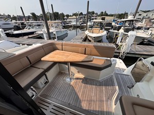 Sea Ray 410 SUNDANCER 18 2017 Sea Ray 410 SUNDANCER 19