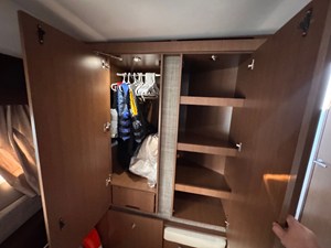 Sea Ray 410 SUNDANCER 45 2017 Sea Ray 410 SUNDANCER 46
