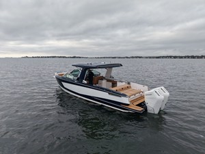 Aviara AV36 Outboard 2 2024 Aviara AV36 Outboard 3