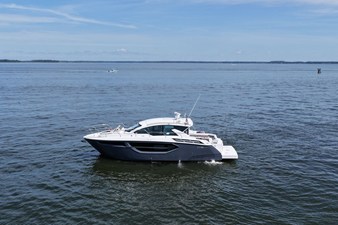Cruisers Yachts 42 CANTIUS 0 2024 Cruisers Yachts 42 CANTIUS 1
