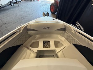 2024 Sea Ray SLX 260 56