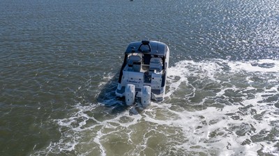 Sea Ray 370 SUNDANCER OB 8 2025 Sea Ray 370 SUNDANCER OB 9
