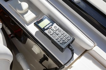 Sea Ray 370 SUNDANCER OB 53 2025 Sea Ray 370 SUNDANCER OB 54