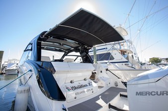 Sea Ray 370 SUNDANCER OB 88 2025 Sea Ray 370 SUNDANCER OB 89