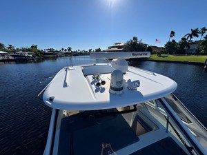 Boston Whaler 380 REALM 21 2022 Boston Whaler 380 REALM 22
