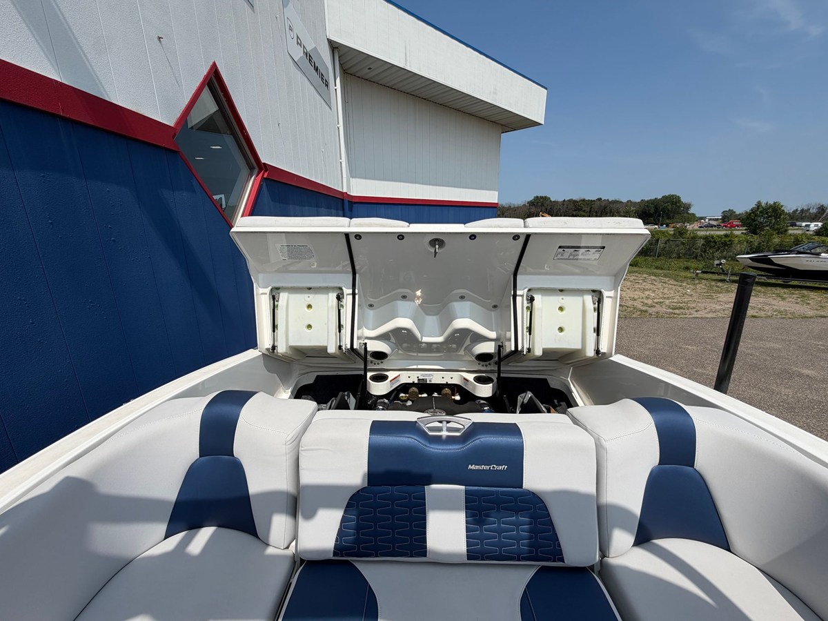 2019 Mastercraft X26 15