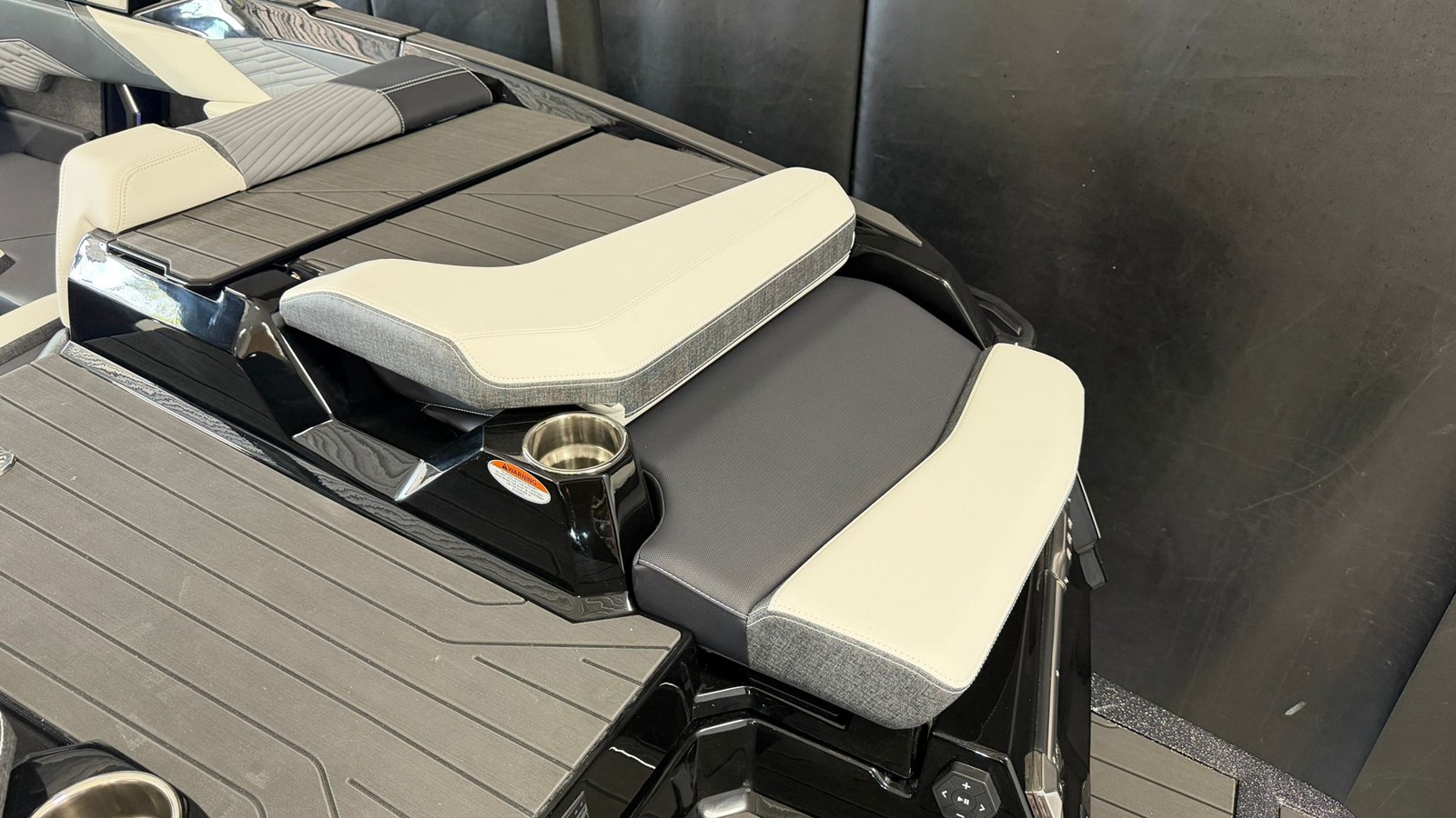 2026 Mastercraft X24 20