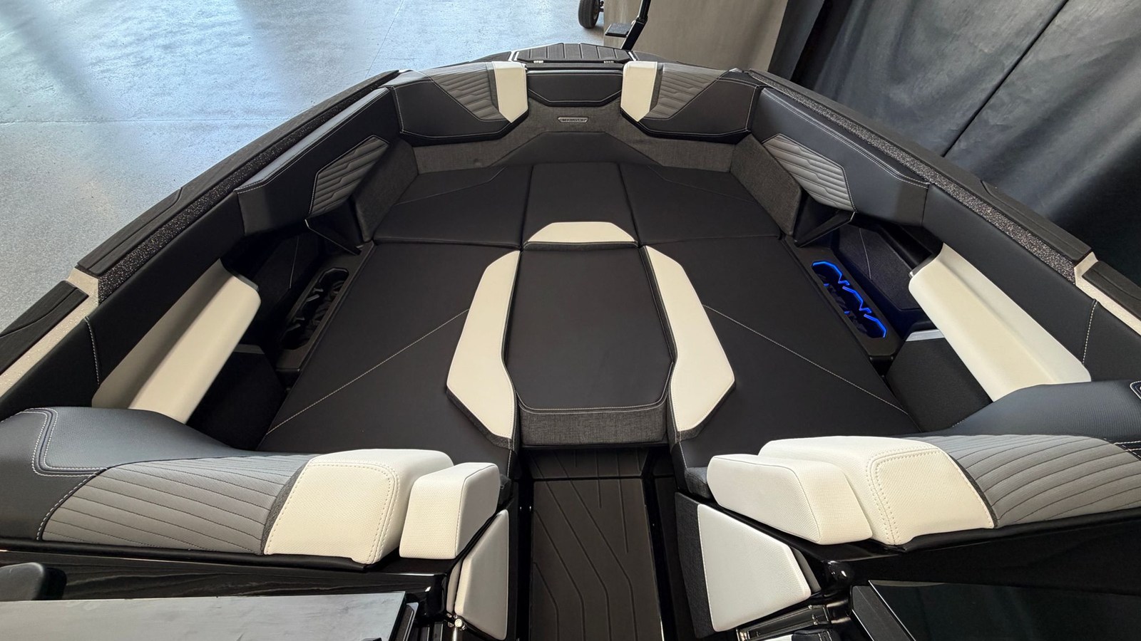 2026 Mastercraft X24 75