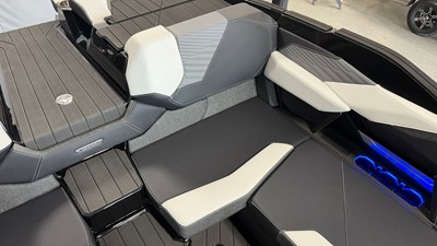2026 Mastercraft X24 43