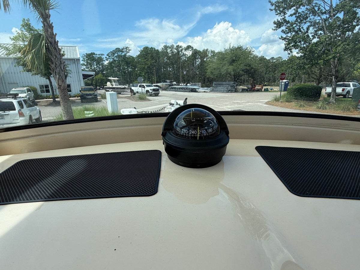 2017 Scout 251 XS 11