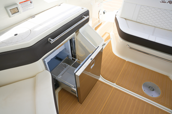 Sea Ray Sundancer 320 15 2026 Sea Ray Sundancer 320 16