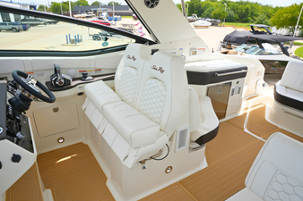 Sea Ray Sundancer 320 23 2026 Sea Ray Sundancer 320 24