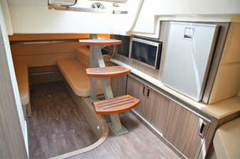 Sea Ray Sundancer 320 36 2026 Sea Ray Sundancer 320 37
