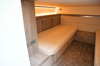 Sea Ray Sundancer 320 46 2026 Sea Ray Sundancer 320 47