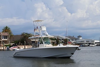 Boston Whaler 330 Outrage 1 2018 Boston Whaler 330 Outrage 2