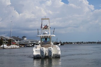 Boston Whaler 330 Outrage 9 2018 Boston Whaler 330 Outrage 10