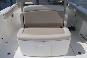 Boston Whaler 330 Outrage 18 2018 Boston Whaler 330 Outrage 19