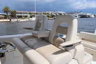 Boston Whaler 330 Outrage 23 2018 Boston Whaler 330 Outrage 24