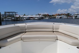 Boston Whaler 330 Outrage 40 2018 Boston Whaler 330 Outrage 41