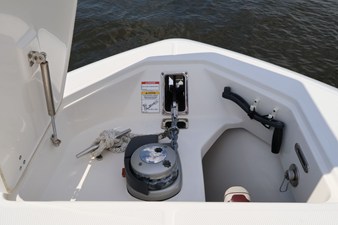 Boston Whaler 330 Outrage 41 2018 Boston Whaler 330 Outrage 42