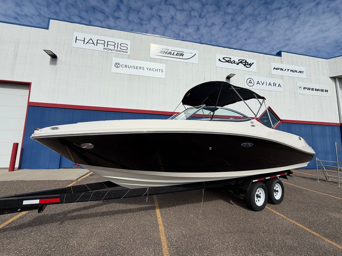 2007 Sea Ray 230 SELECT 4