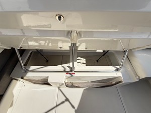 2007 Sea Ray 230 SELECT 18