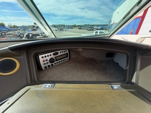2007 Sea Ray 230 SELECT 27
