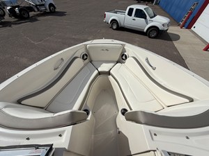 2007 Sea Ray 230 SELECT 36
