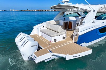 Cruisers Yachts 38 GLS Outboard 5 2026 Cruisers Yachts 38 GLS Outboard 6