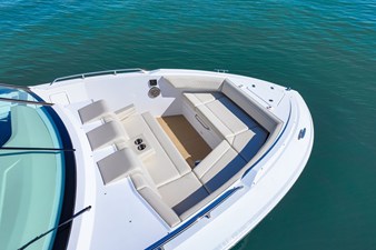 Cruisers Yachts 38 GLS Outboard 22 2026 Cruisers Yachts 38 GLS Outboard 23